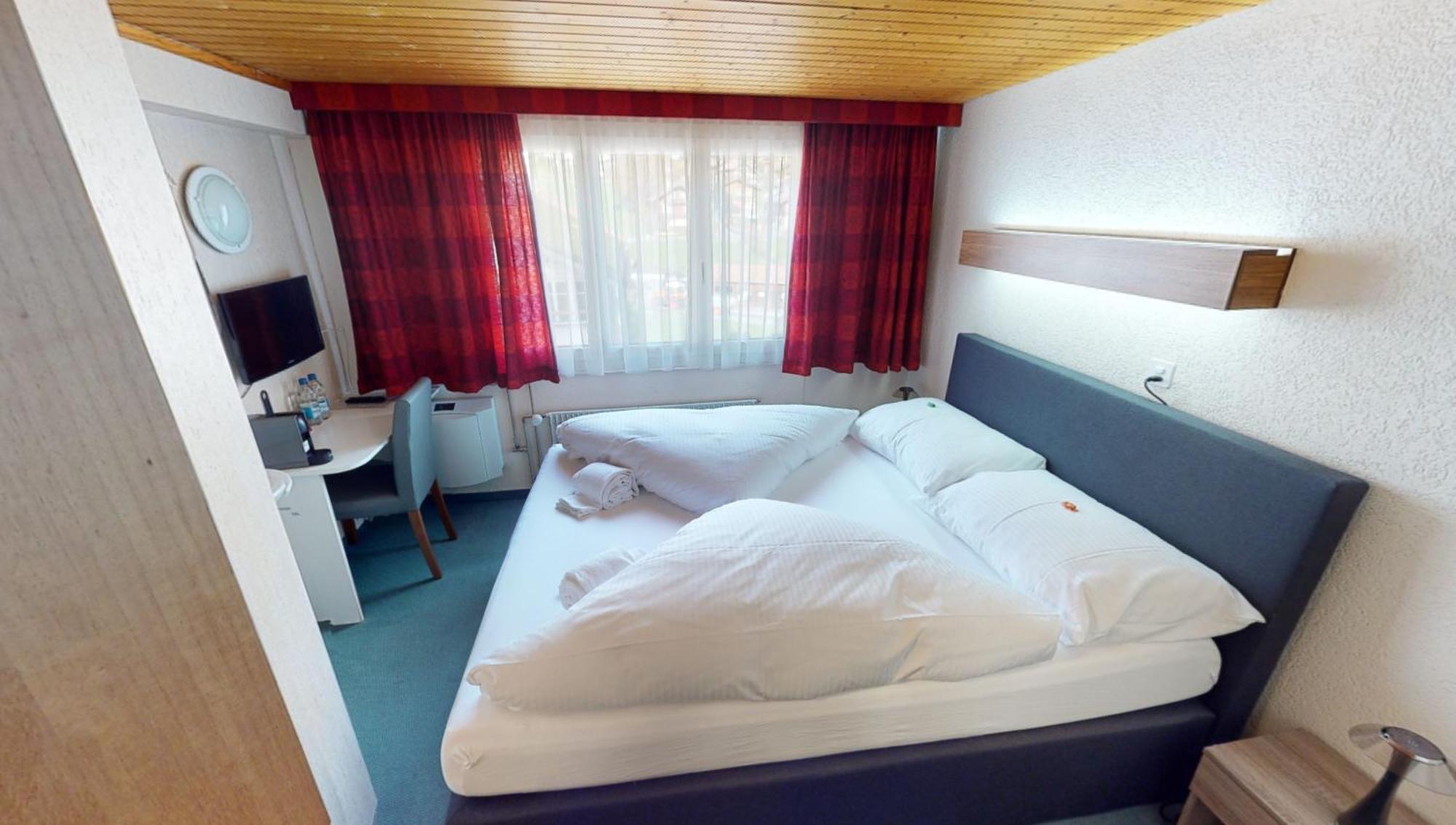 Boutique Hotel & Restaurant Baeren 里根伯格 外观 照片